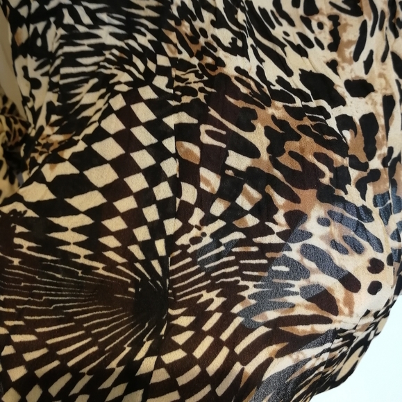 OLD - VIOLET & CLAIRE Animal print leopard blouse mother of pearl buttons Large - Picture 9 of 11